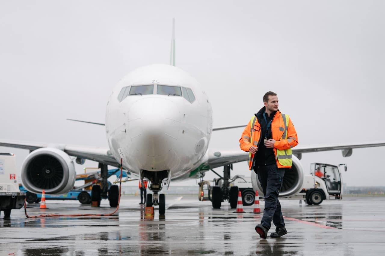 hero-banner-background